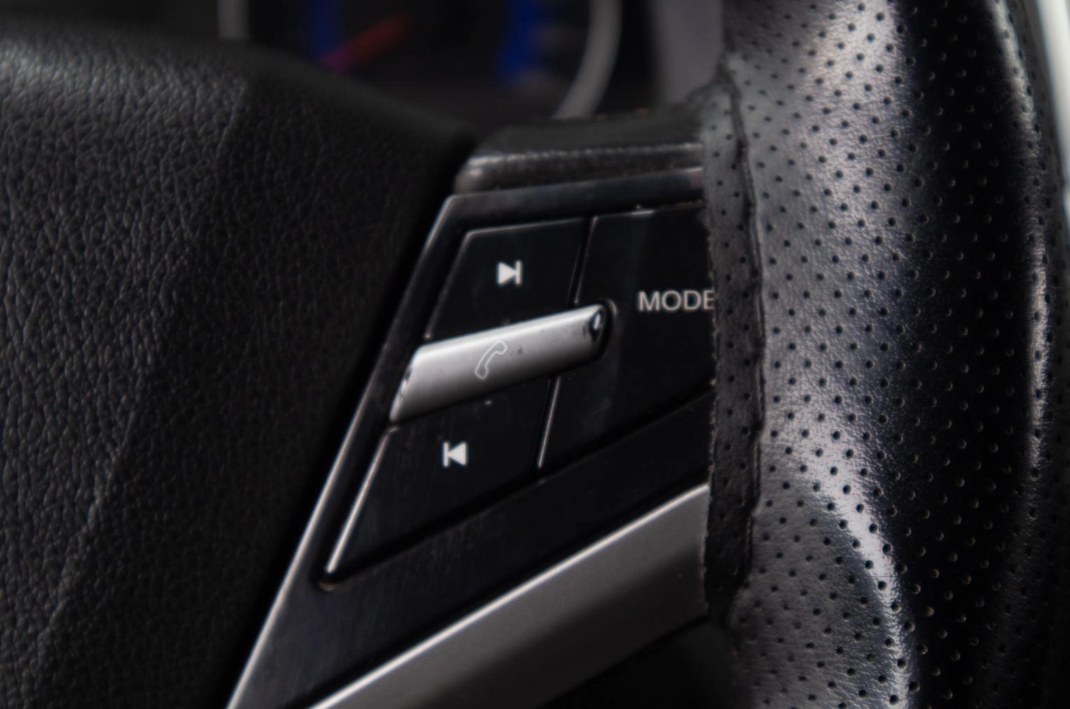 Geely Emgrand EC7 14 из 33