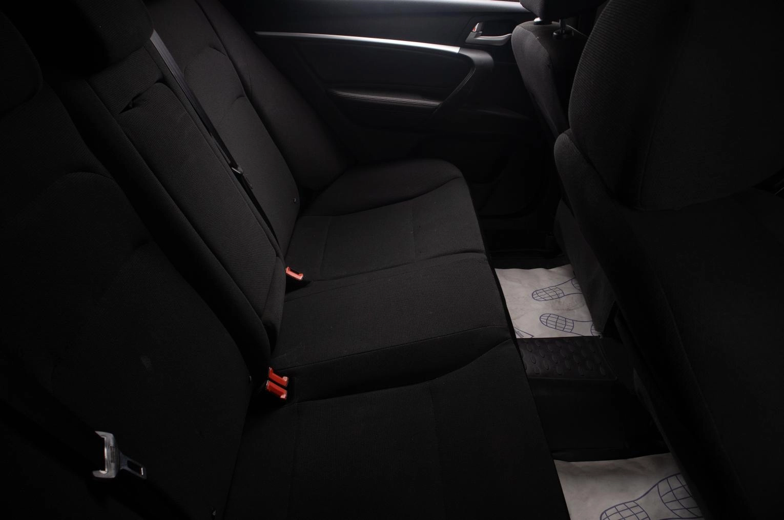 Geely Emgrand EC7 30 из 33