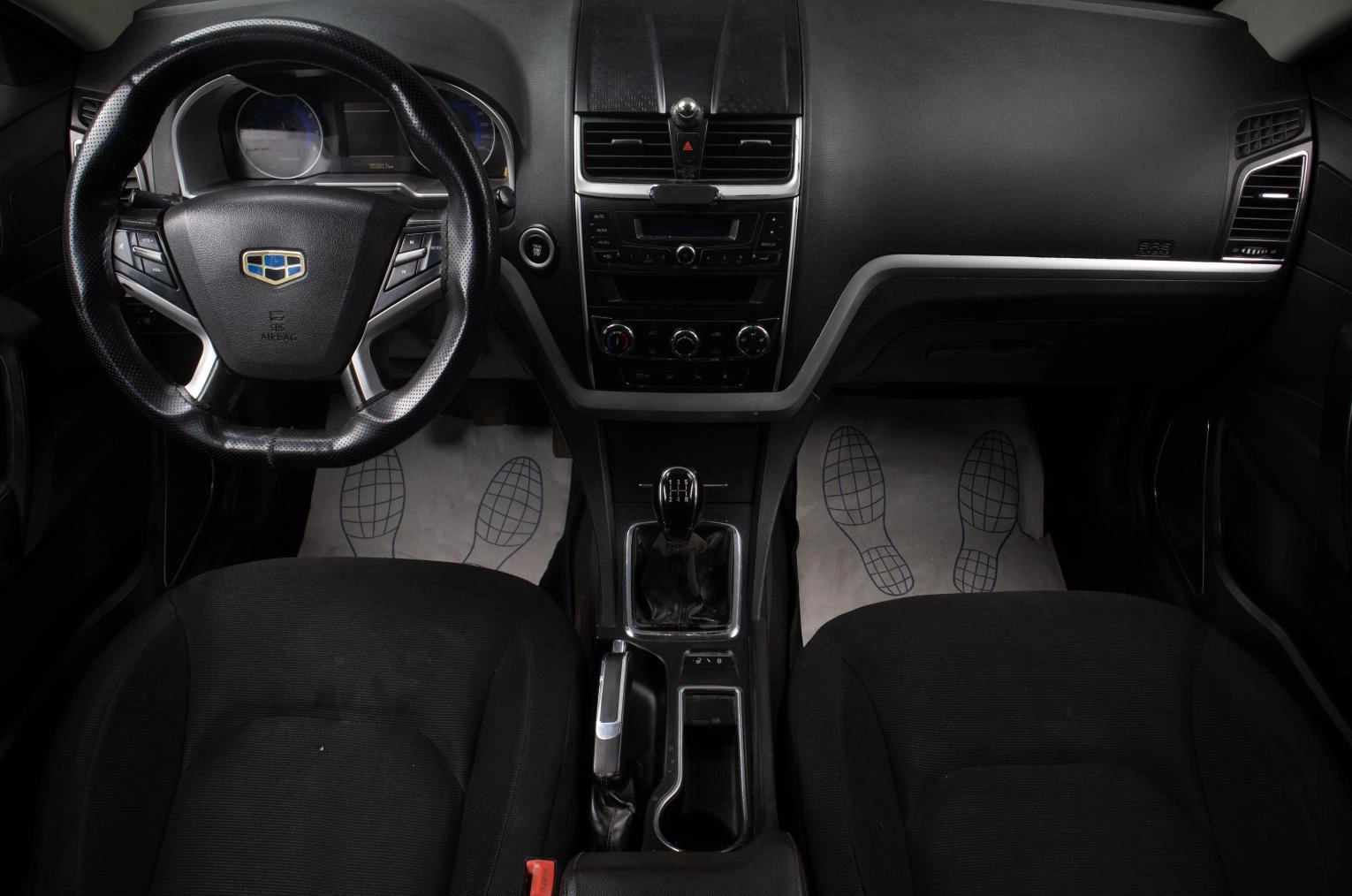 Geely Emgrand EC7 8 из 33