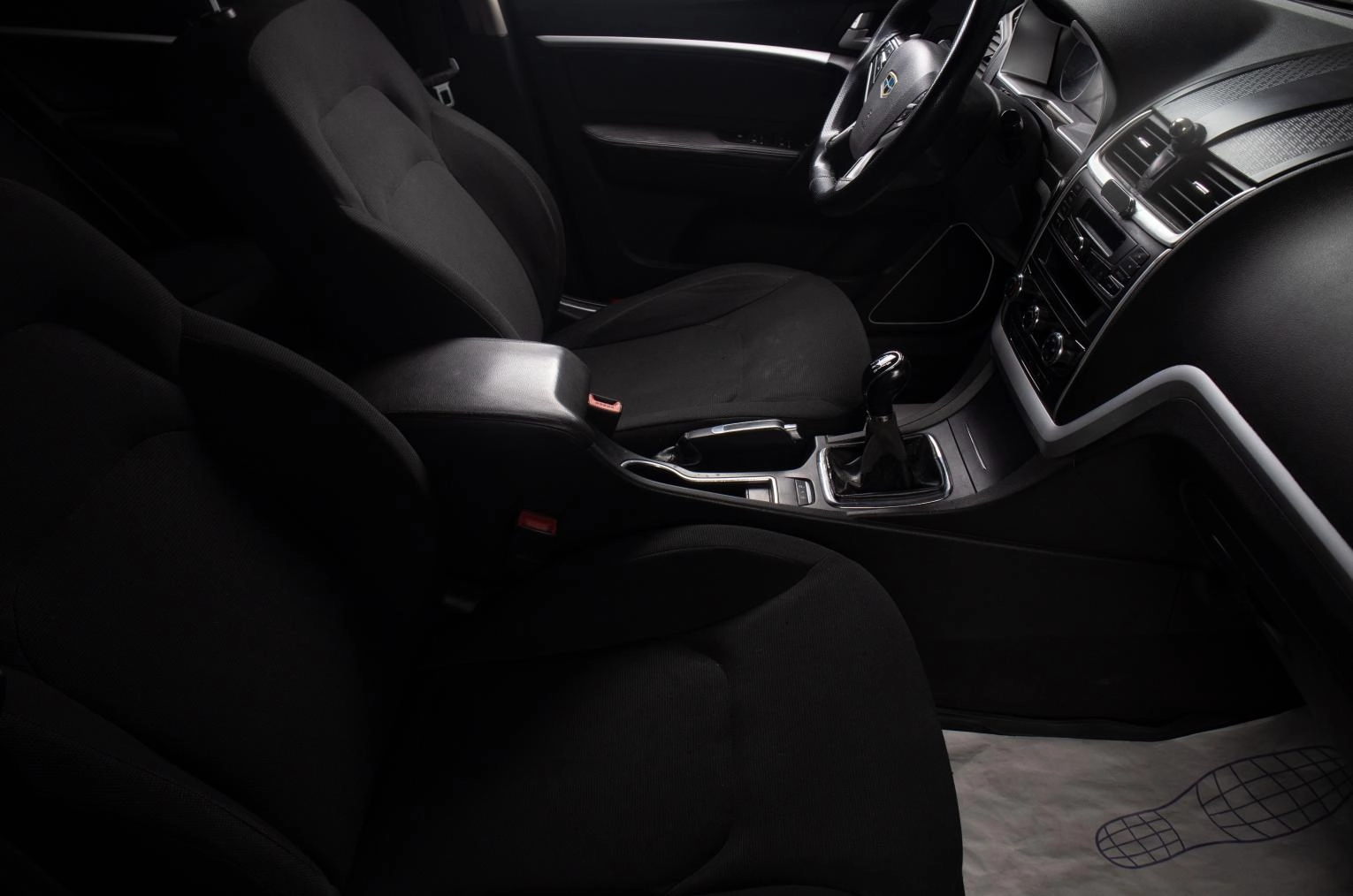 Geely Emgrand EC7 28 из 33