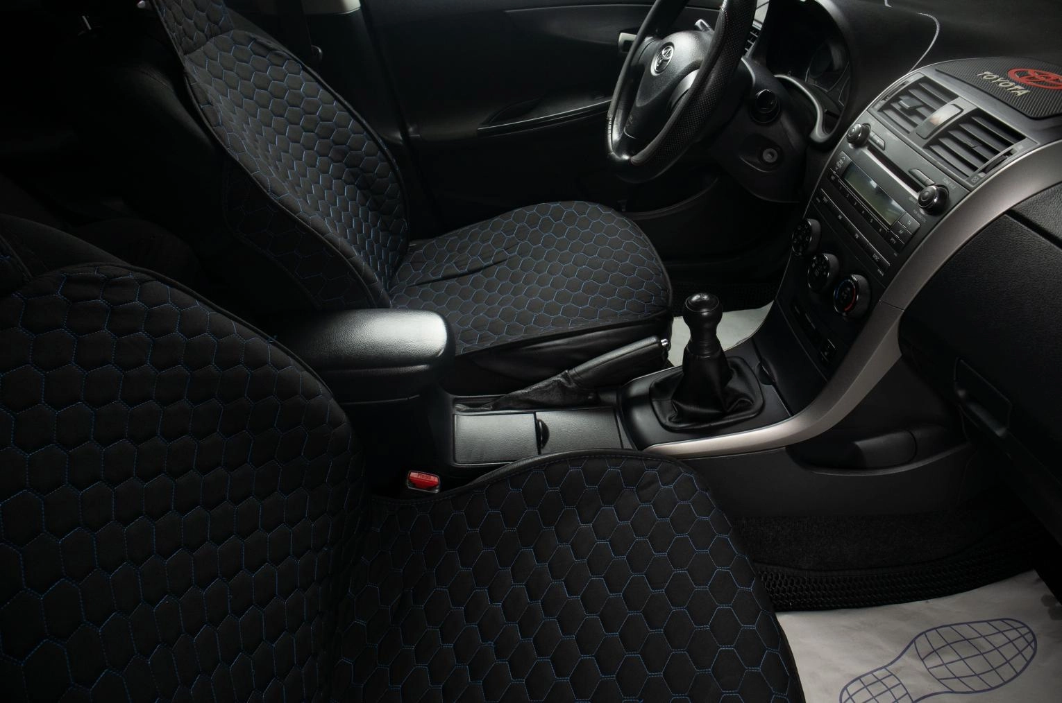 Toyota Corolla 14 из 16