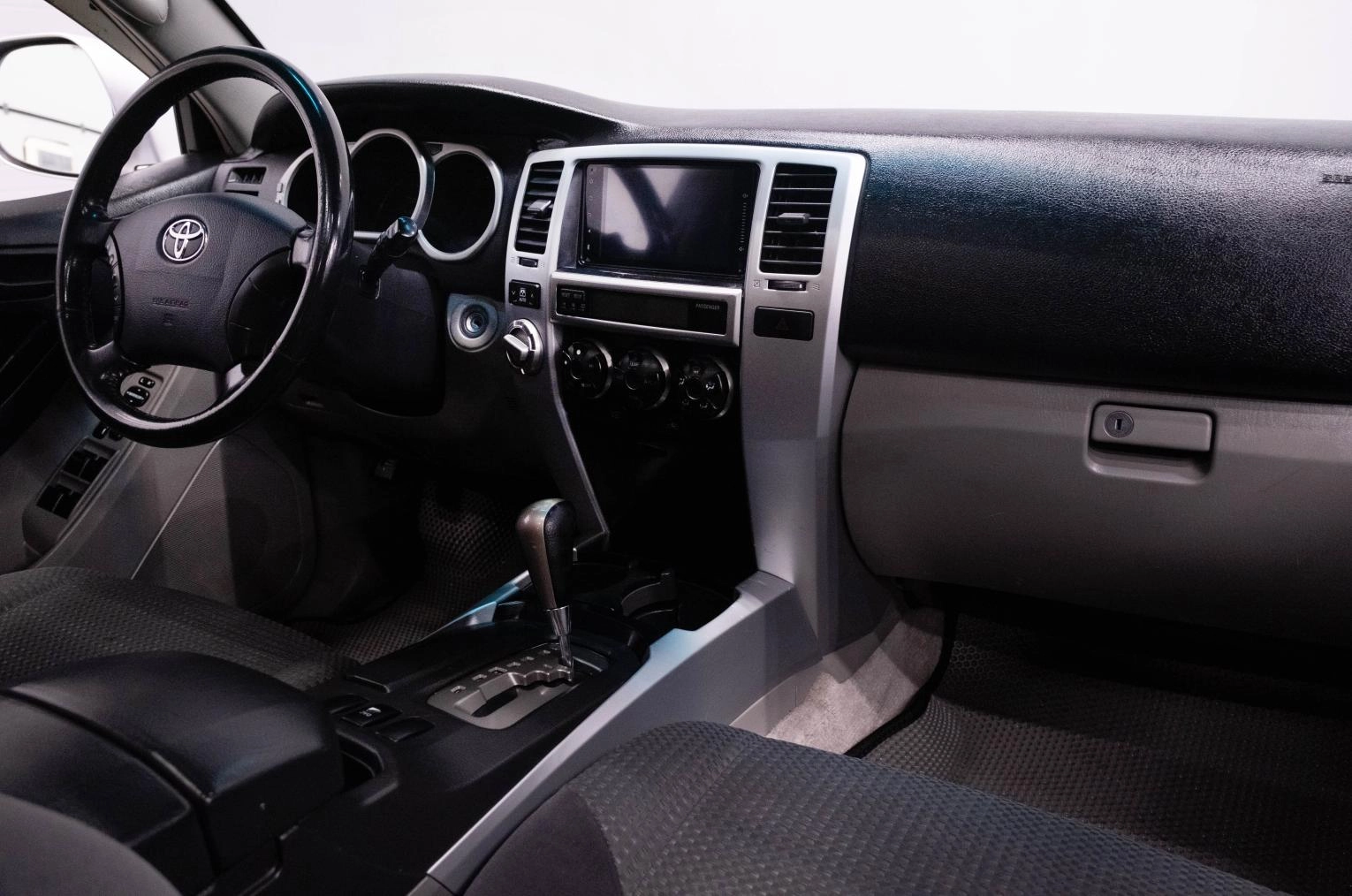 Toyota 4Runner 17 из 20