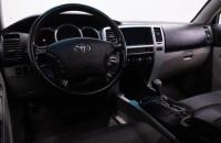 Toyota 4Runner 10 из 20