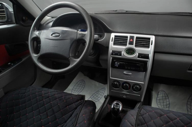 ВАЗ (LADA) Priora 8 из 16