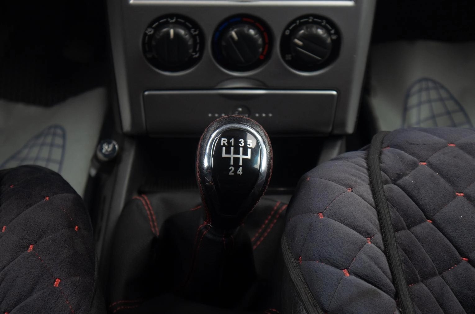 ВАЗ (LADA) Priora 12 из 16