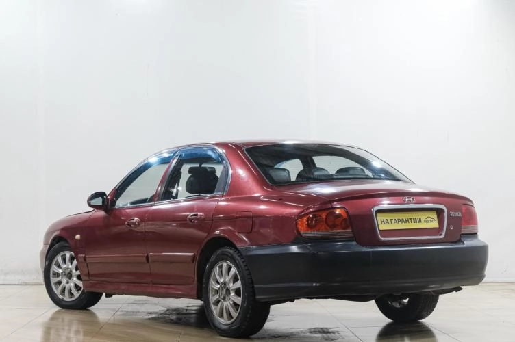 Hyundai Sonata 4 из 5