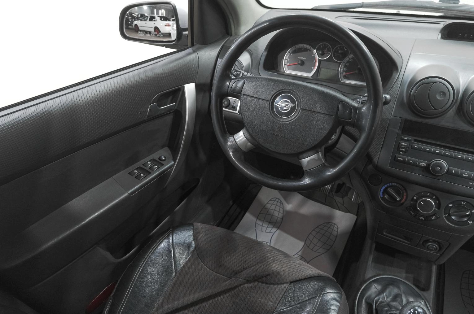 Ravon Nexia 9 из 19