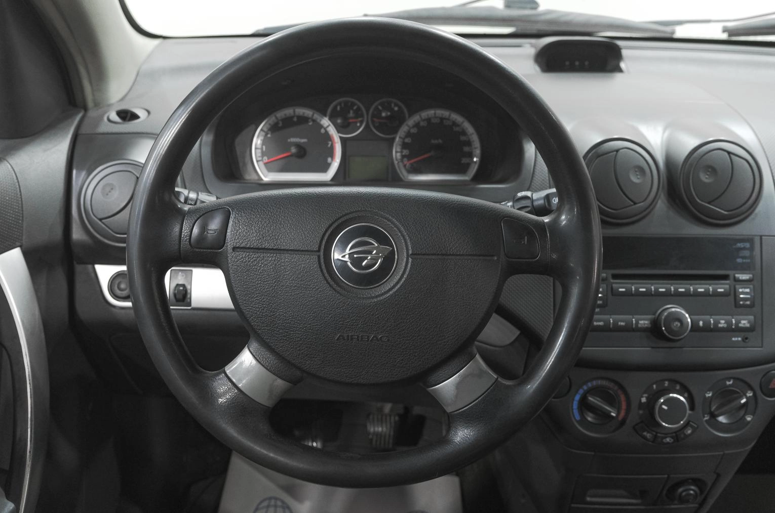 Ravon Nexia 12 из 19