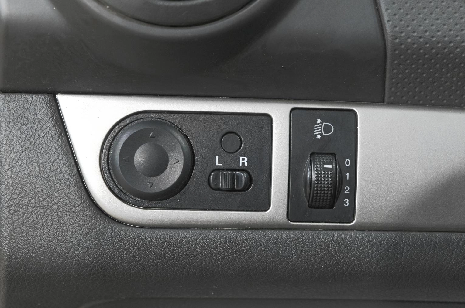 Ravon Nexia 15 из 19