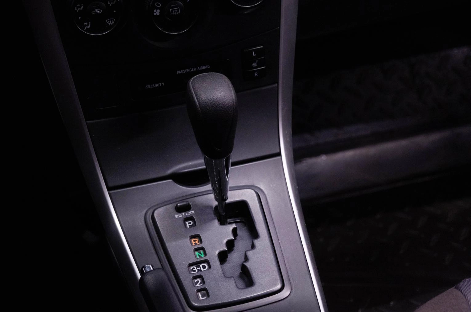 Toyota Corolla 13 из 17