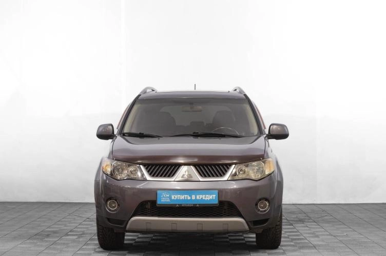 Mitsubishi Outlander 2 из 5