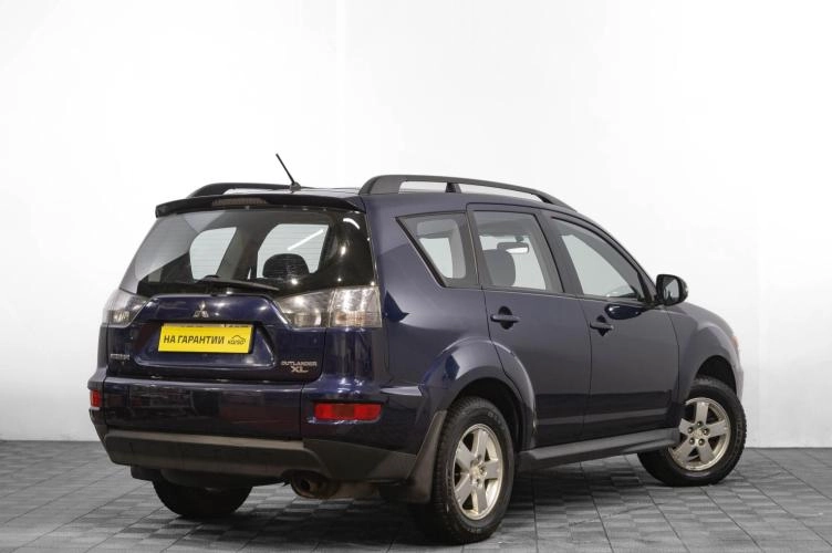Mitsubishi Outlander 4 из 5