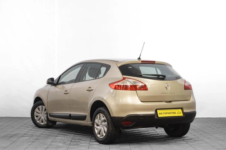 Renault Megane 6 из 23