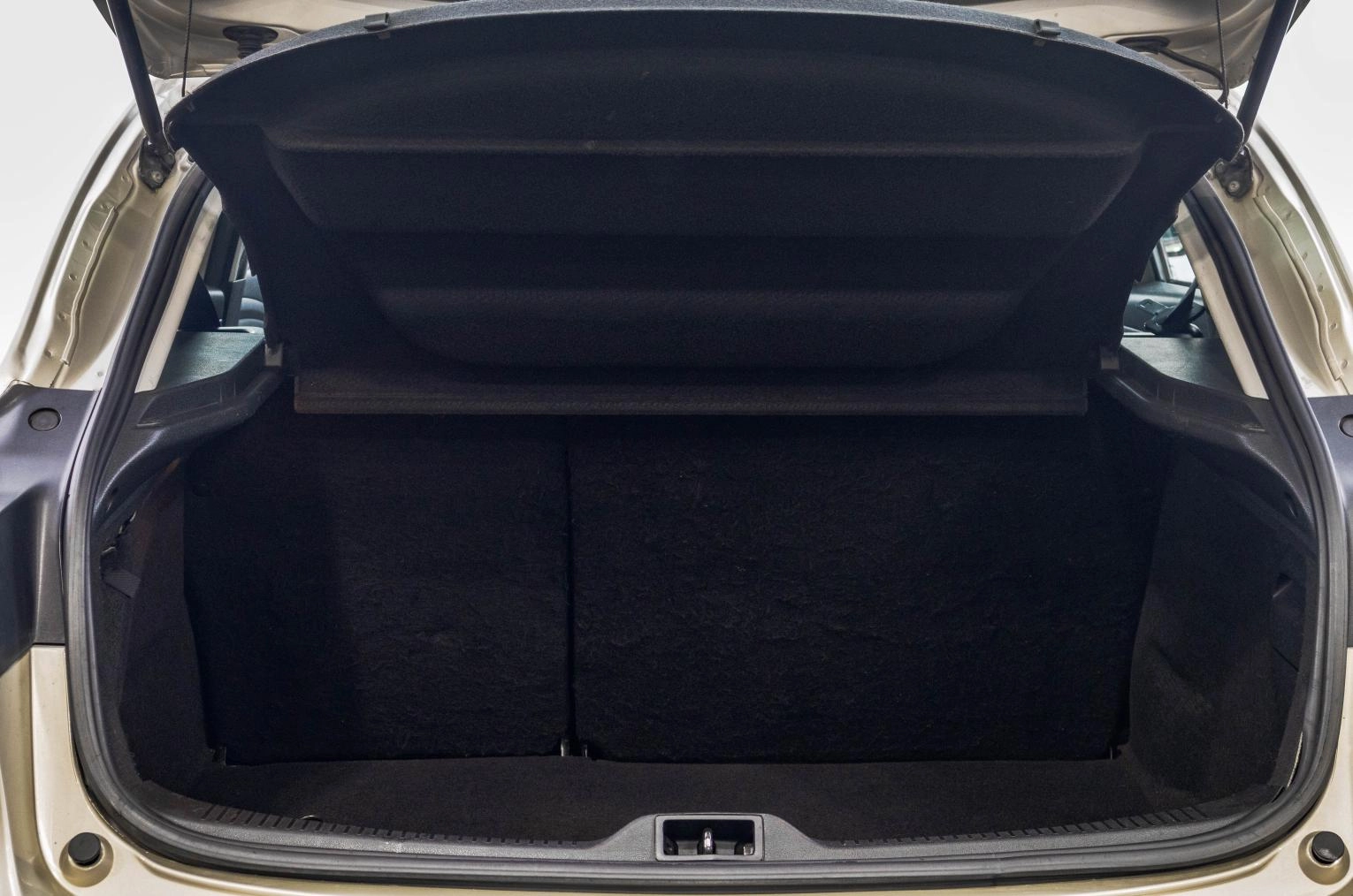 Renault Megane 23 из 23