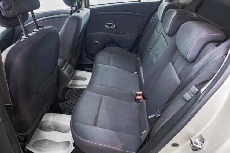 Renault Megane 21 из 23