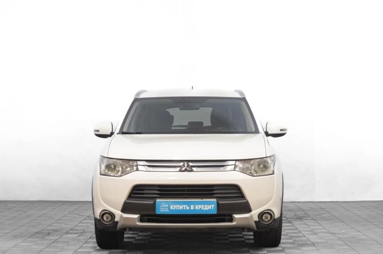 Mitsubishi Outlander 2 из 5