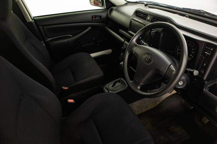 Toyota Probox 8 из 21