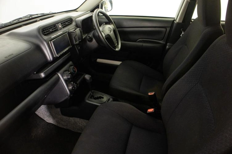 Toyota Probox 11 из 21