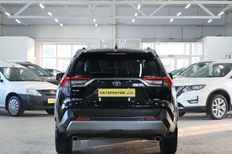 Toyota RAV4 5 из 5