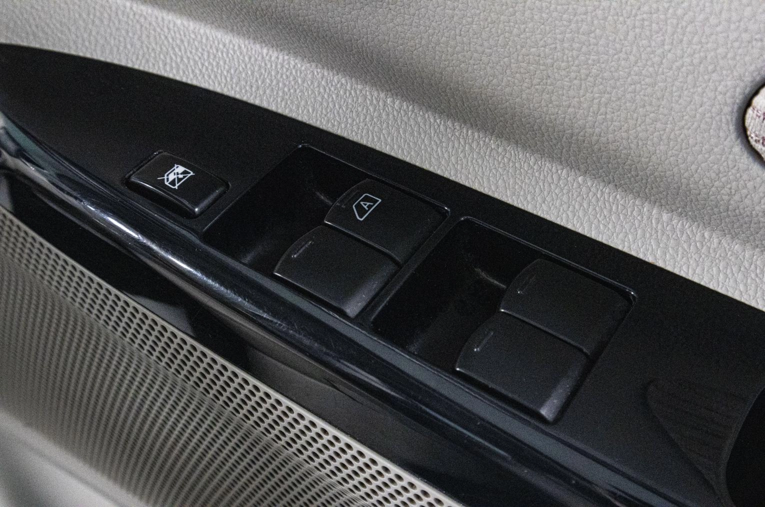 Nissan Dayz Roox 7 из 17