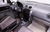 Suzuki SX4 17 из 18