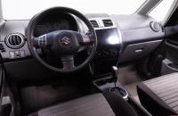 Suzuki SX4 10 из 18
