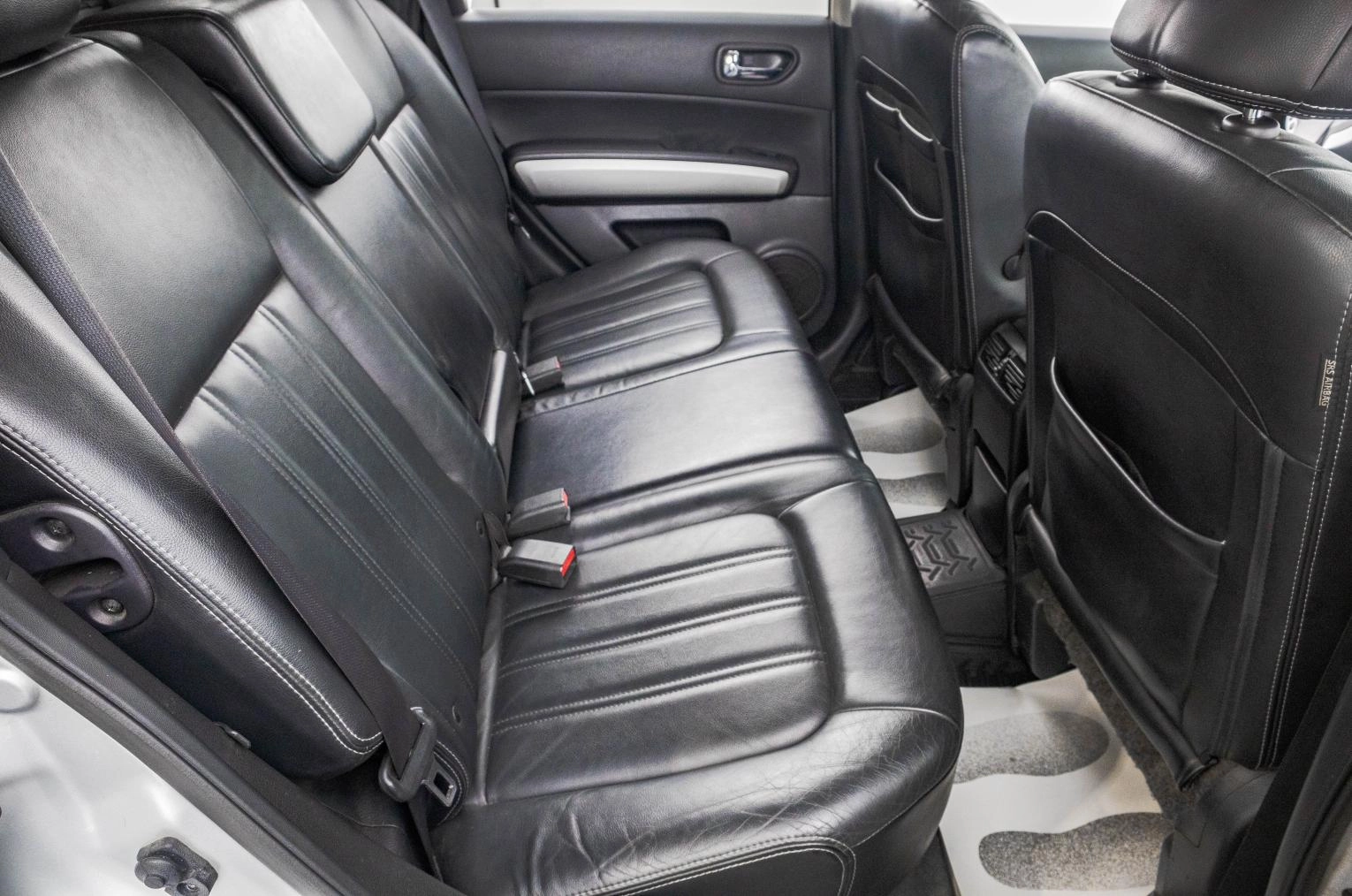 Nissan X-Trail 28 из 31