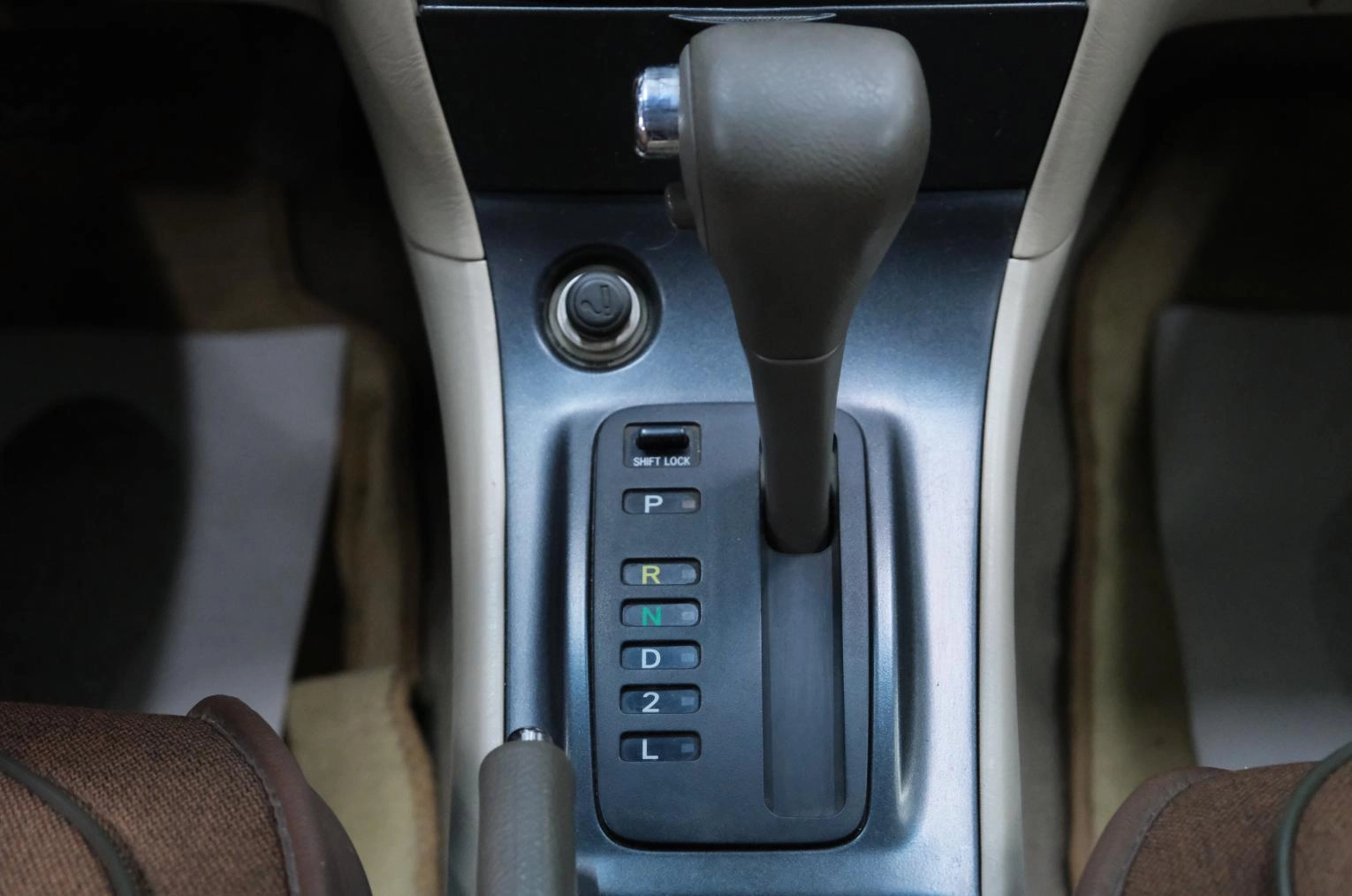 Toyota Corolla 15 из 21