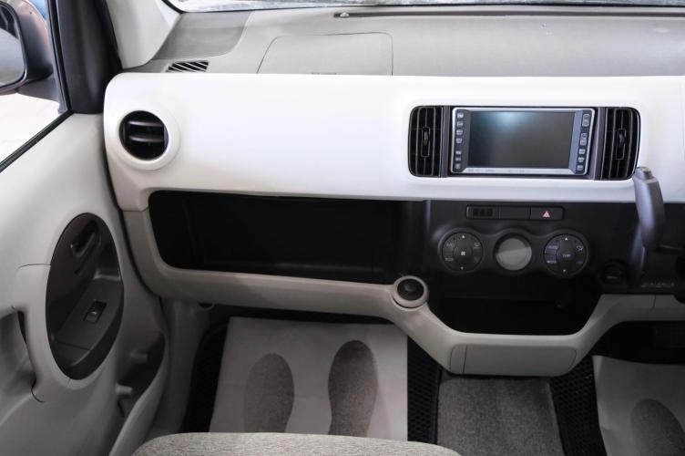 Toyota Passo 16 из 21