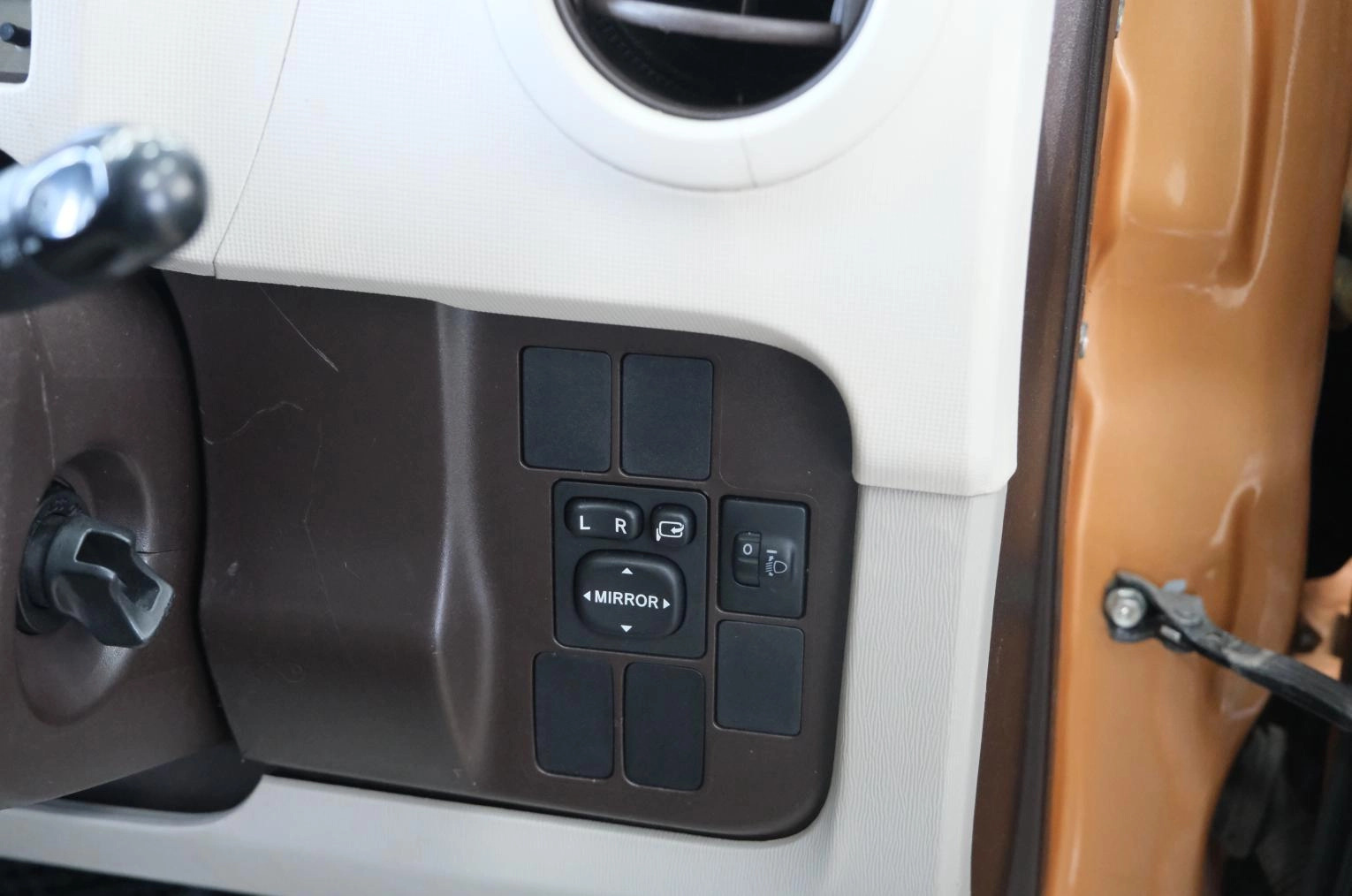 Toyota Passo 9 из 21