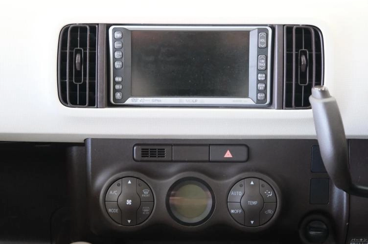 Toyota Passo 15 из 21