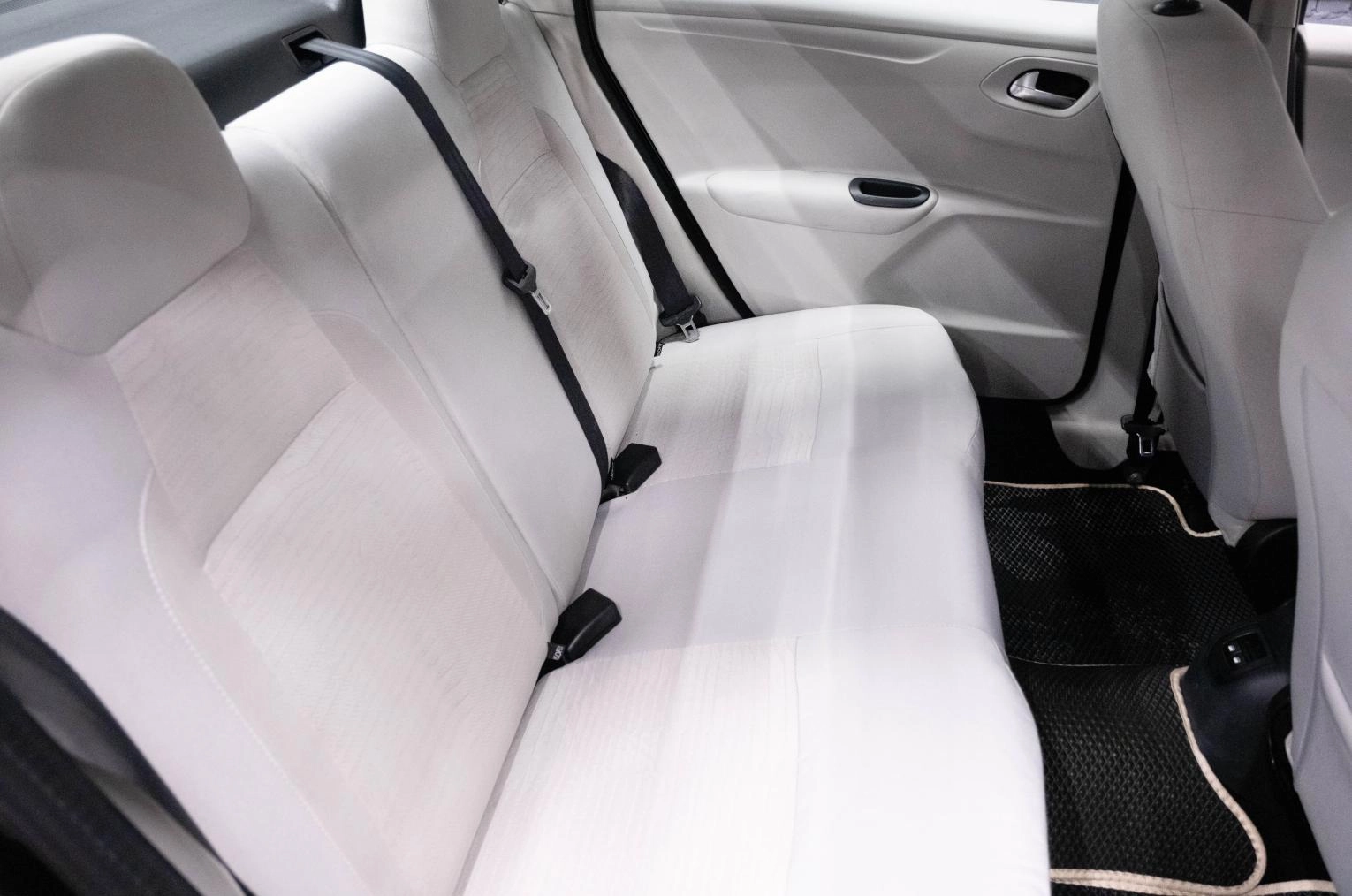 Peugeot 301 16 из 16