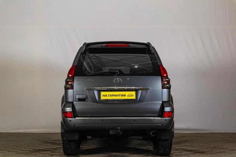 Toyota Land Cruiser Prado 5 из 5