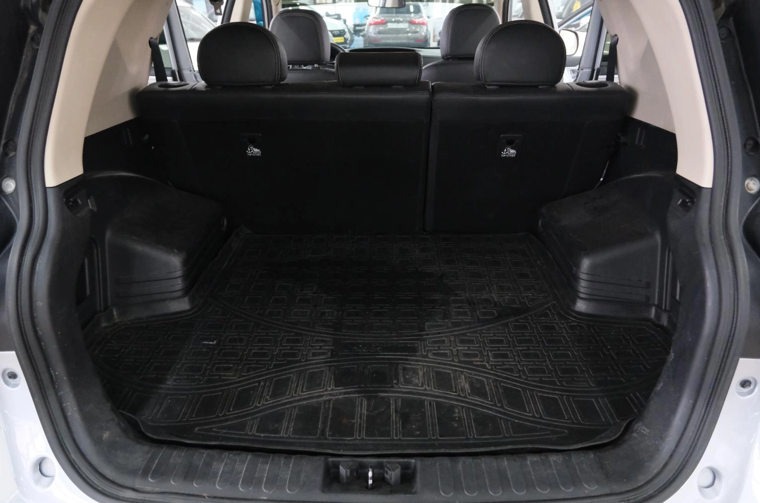 Geely Emgrand X7 25 из 25