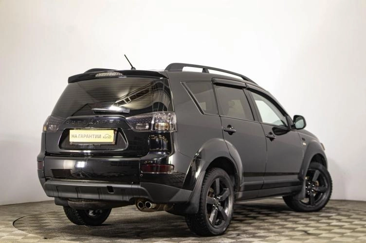 Mitsubishi Outlander 4 из 5