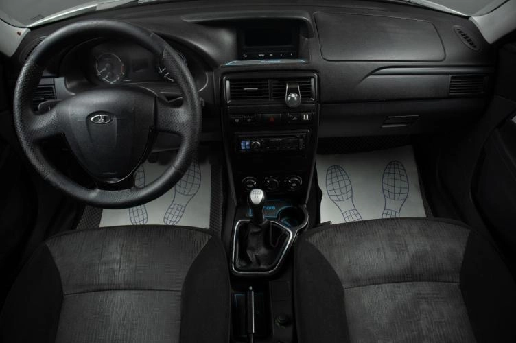 ВАЗ (LADA) Priora 7 из 16