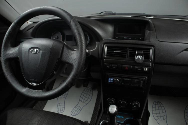 ВАЗ (LADA) Priora 8 из 16