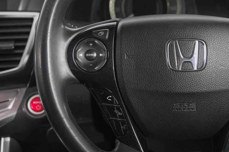 Honda Accord 16 из 27