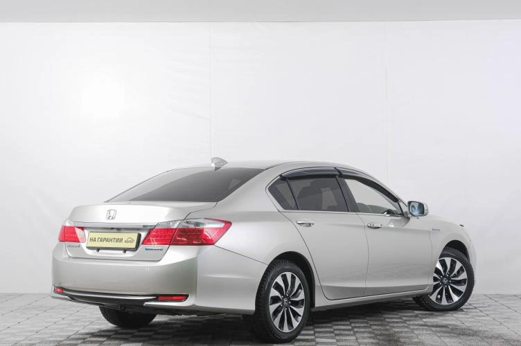 Honda Accord 6 из 6