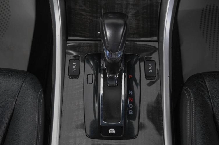 Honda Accord 21 из 27