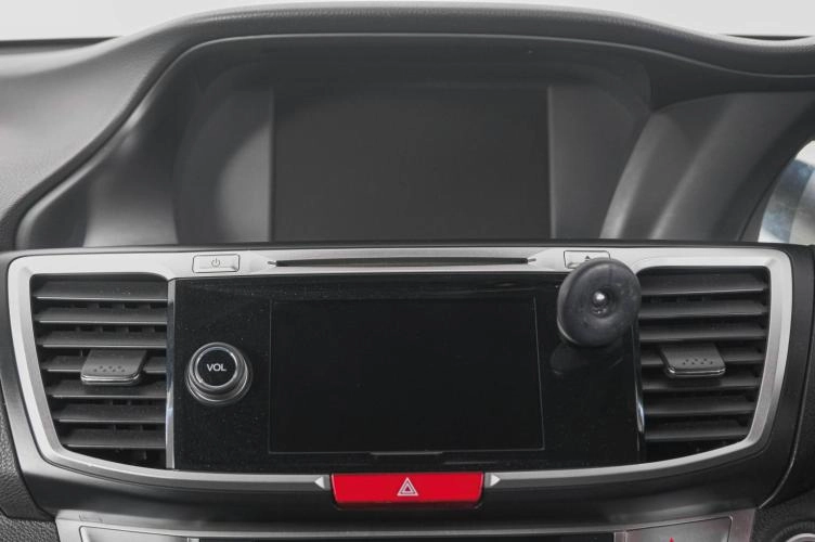 Honda Accord 19 из 27