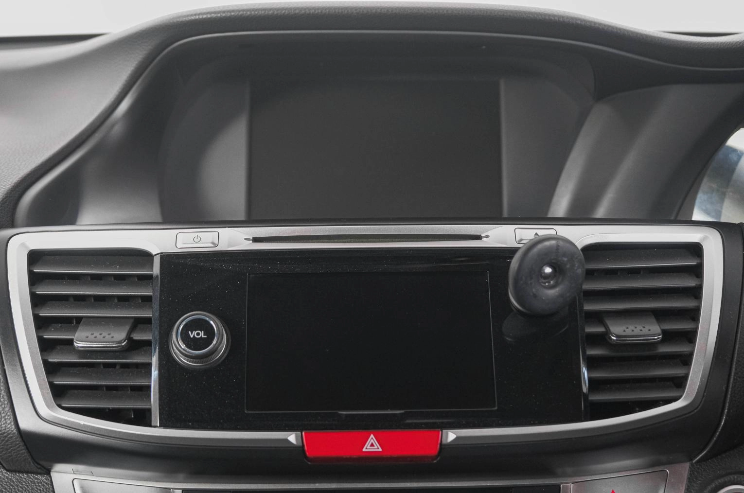 Honda Accord 19 из 27