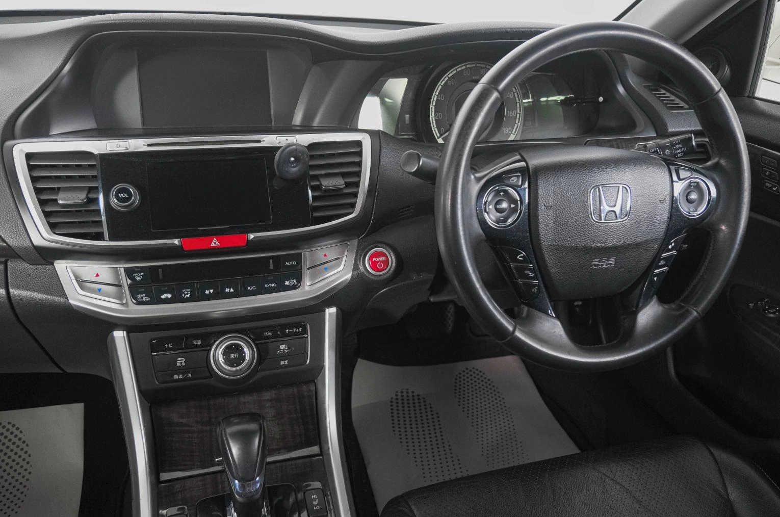 Honda Accord 14 из 27