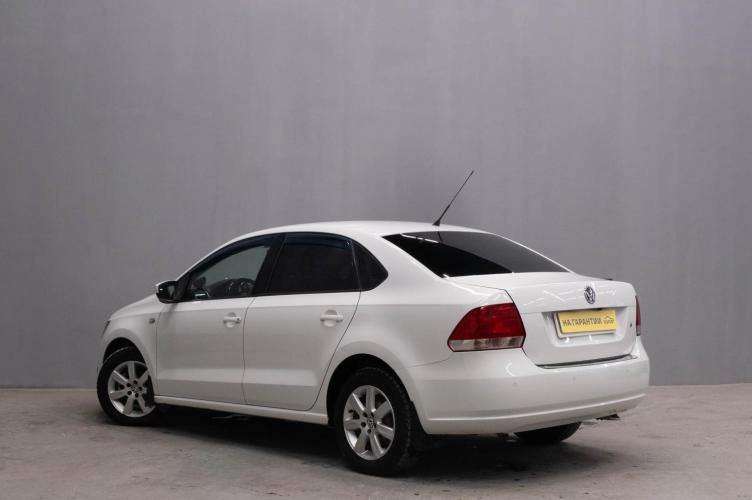 Volkswagen Polo 4 из 5