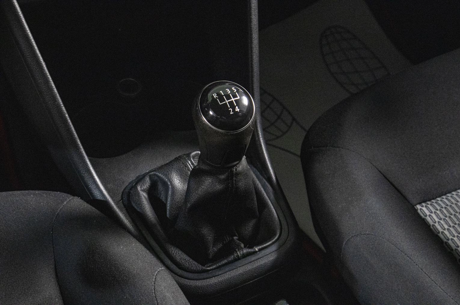 Volkswagen Polo 14 из 16