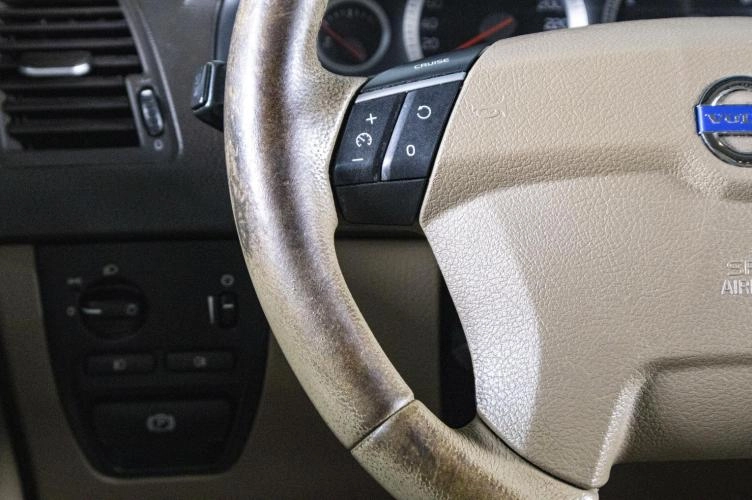 Volvo XC90 11 из 20