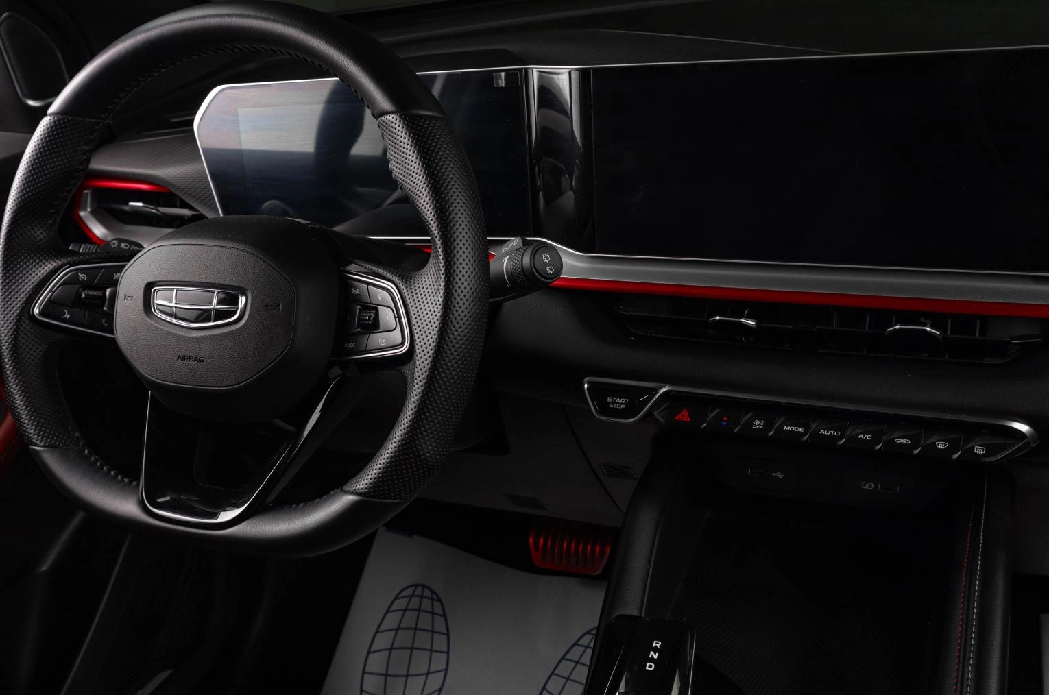 Geely Coolray 15 из 18