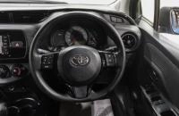 Toyota Vitz 12 из 23