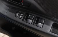 Toyota Vitz 15 из 23