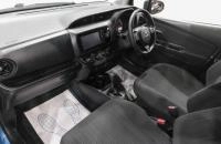 Toyota Vitz 8 из 23